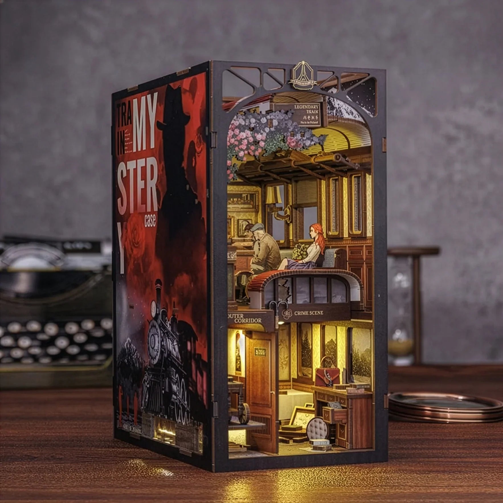 Mistério no Trem Book Nook DIY