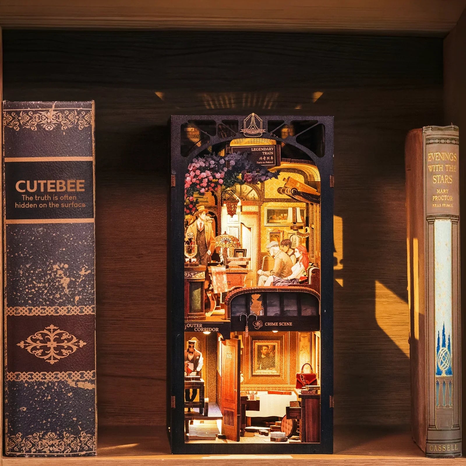 Mistério no Trem Book Nook DIY