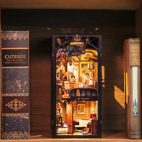 Mistério no Trem Book Nook DIY